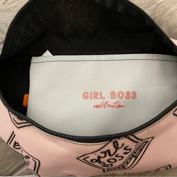 Pink Fanny Pack Girl Boss - Picture 2 of 6